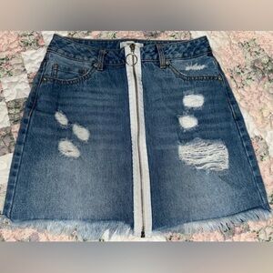 Vintage Forever21 Denim Distressed High Rise Cutoff Zipper Closure Mini Skirt